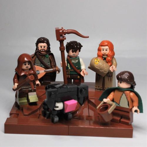 "The pig farming family" - Archs JRBricks