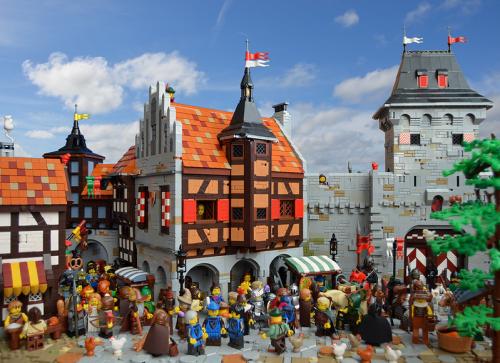 "The Grand Market Square of Rindael" - ID5