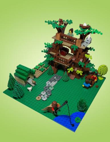 Forest Hidden Treehouse - Daniel Decker