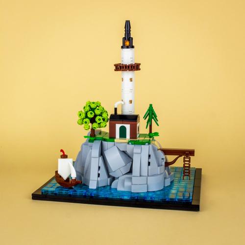 "Medieval Lighthouse" – BrickheXe