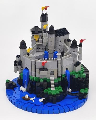 "Stone Isle Fortress" – Emazingbricks
