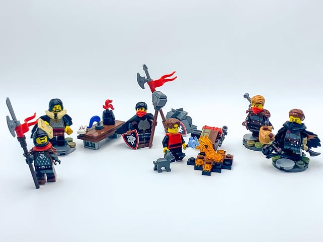 The Howling Raiders – CGarr Bricks