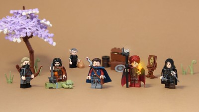 "The Shadow Explorers" - Le Brickoleur