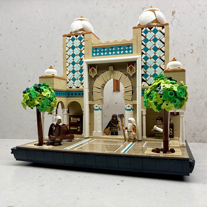 The courtyard of a thousand tales - tomdekesel